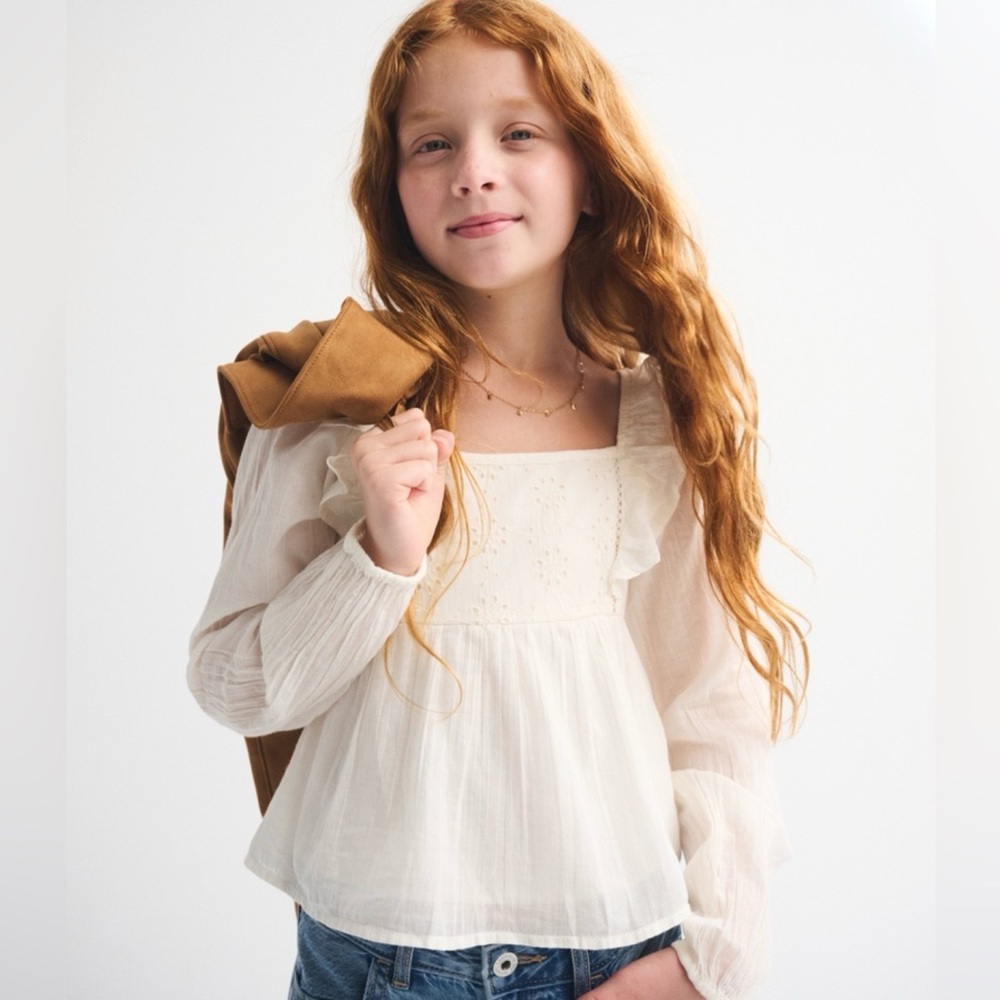 A&F Embroidered Puff Sleeve Babydoll Top Size 13/14